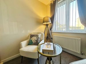Living Room - click for photo gallery